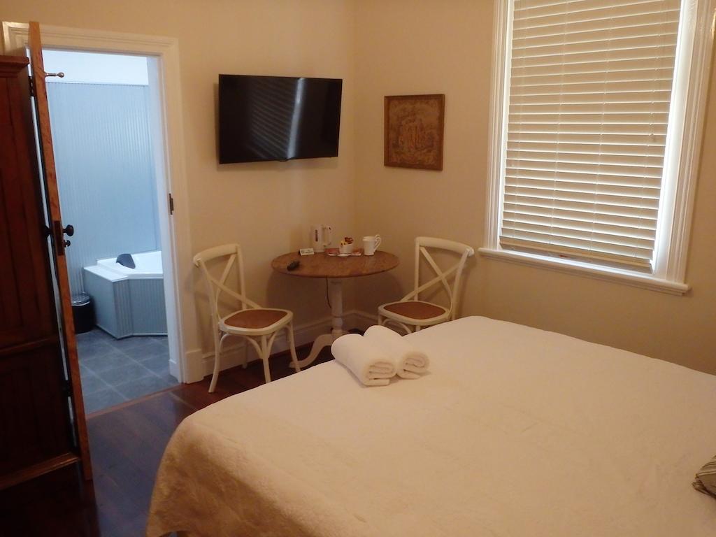 Hamptons Inn Bed & Breakfast Fremantle Bagian luar foto